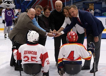 1 декабря в Санкт-Петербурге в «Хоккейном городе» СКА стартовал I Фестиваль Детской следж-хоккейной лиги