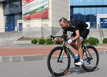 Калининградец успешно выступил на Кубке Европы по адаптивному велоспорту