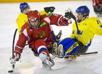 В Подольске открылся турнир по следж-хоккею