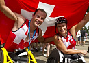 Швейцарский дуэт Мануэла Шер и Марсель Хуг - победители Бостонского марафона с лучшим мировым временем